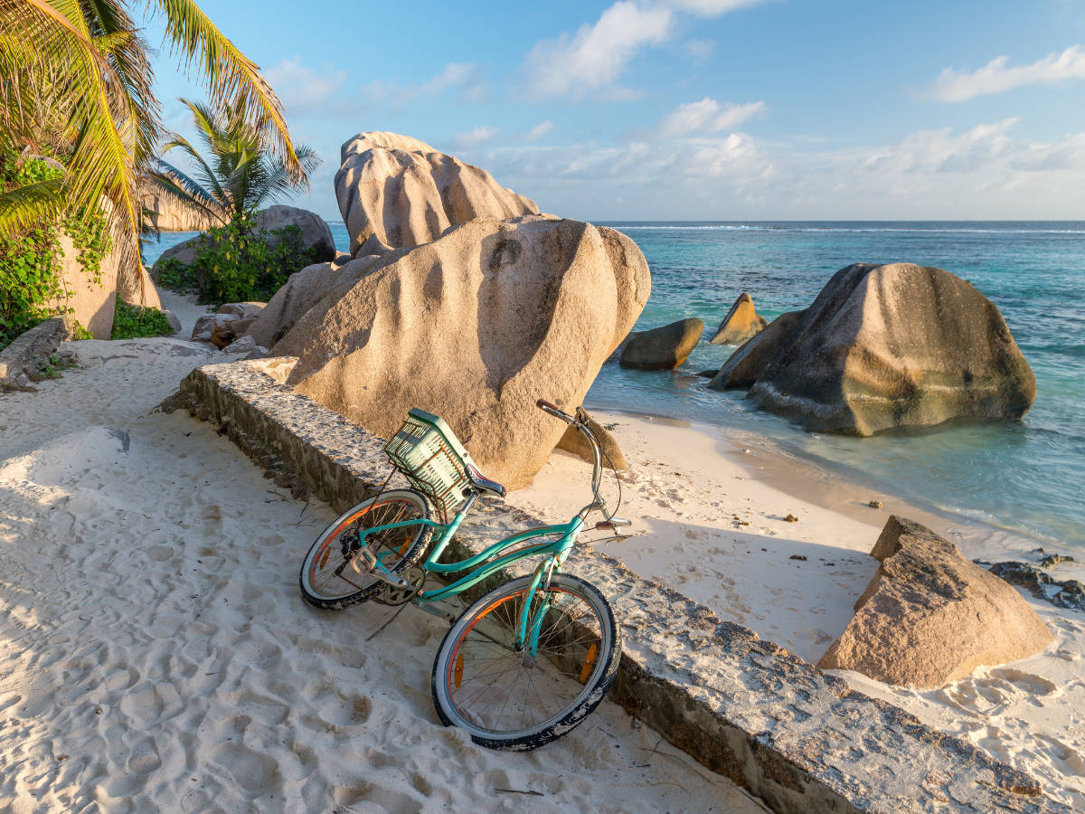 La Digue e la biciclette
