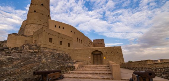 Oman - Bahla pottery workshop